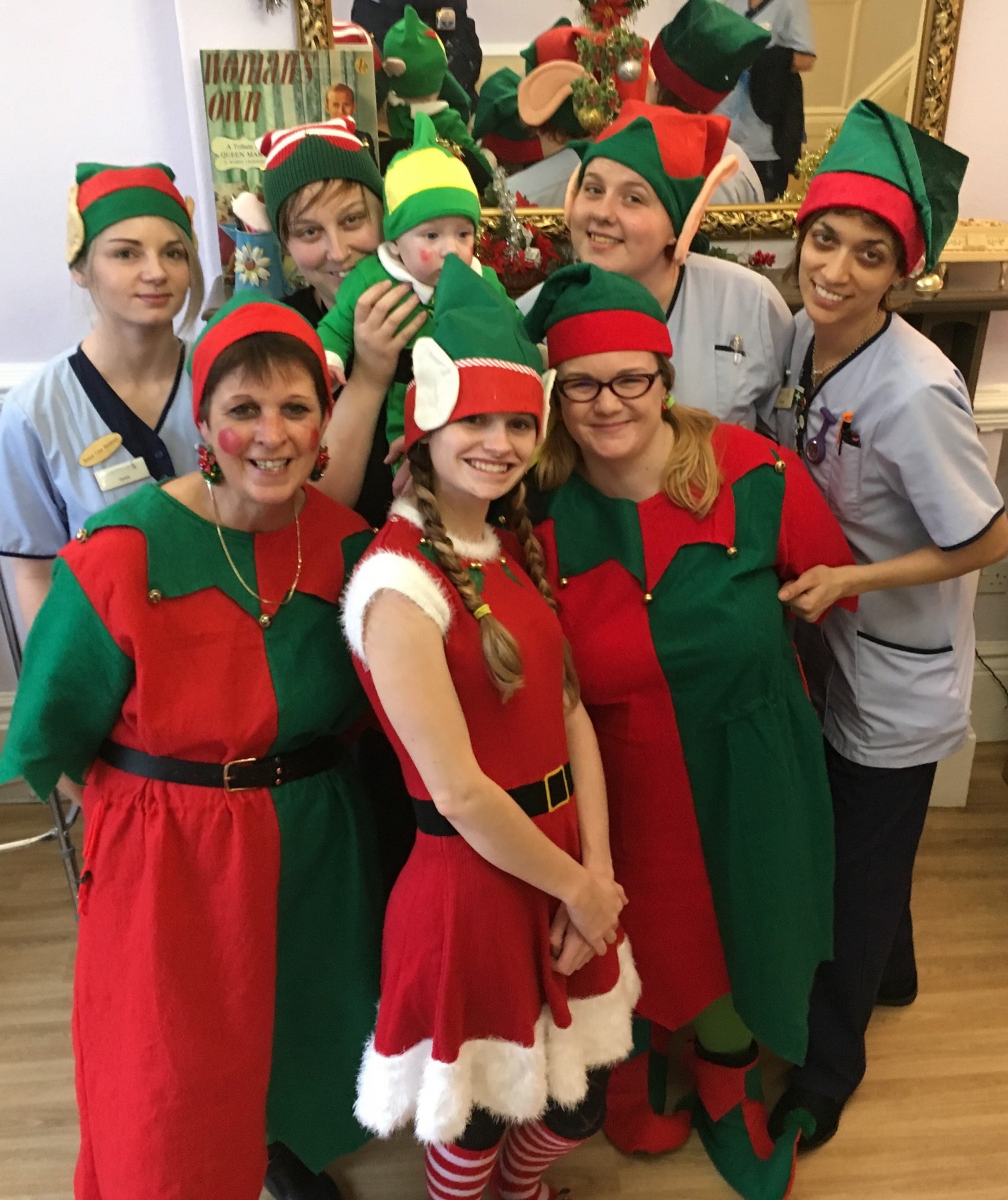 Sherborne’s Christmas Elves raise money